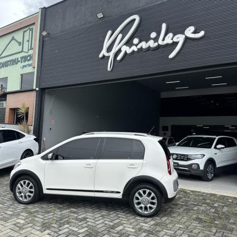 VOLKSWAGEN UP 1.0 12V 4P FLEX HIGH I-MOTION AUTOMATIZADO, Foto 7