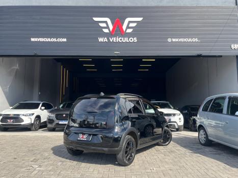 VOLKSWAGEN UP 1.0 12V 4P TSI FLEX BLACK, Foto 4
