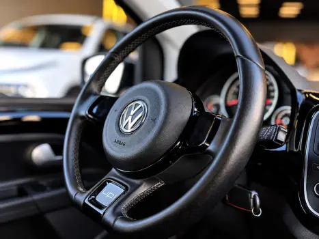 VOLKSWAGEN UP 1.0 12V 4P TSI FLEX BLACK, Foto 11