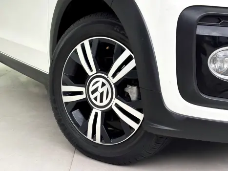 VOLKSWAGEN UP 1.0 4P FLEX 170 TSI XTREME, Foto 3
