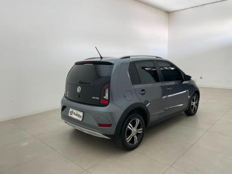 VOLKSWAGEN UP 1.0 4P FLEX 170 TSI XTREME, Foto 3