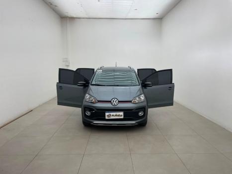 VOLKSWAGEN UP 1.0 4P FLEX 170 TSI XTREME, Foto 6