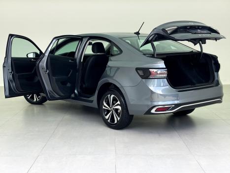 VOLKSWAGEN Virtus 1.0 4P 200 TSI FLEX COMFORTLINE AUTOM�TICO, Foto 6