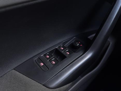 VOLKSWAGEN Virtus 1.0 4P 200 TSI FLEX COMFORTLINE AUTOM�TICO, Foto 12