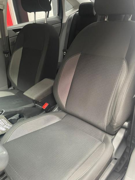 VOLKSWAGEN Virtus 1.0 4P 200 TSI FLEX COMFORTLINE AUTOM�TICO, Foto 8