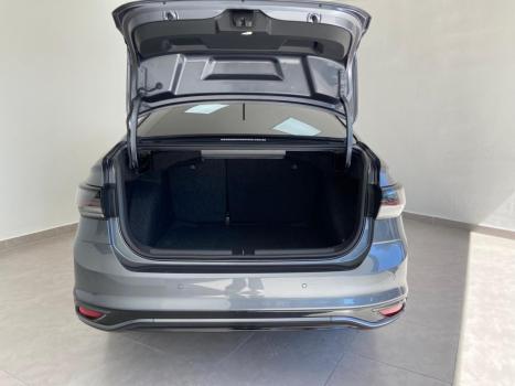 VOLKSWAGEN Virtus 1.4 4P 250 TSI EXCLUSIVE AUTOM�TICO, Foto 13