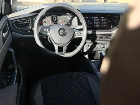 VOLKSWAGEN Virtus 1.0 4P 200 TSI FLEX COMFORTLINE AUTOM�TICO, Foto 12