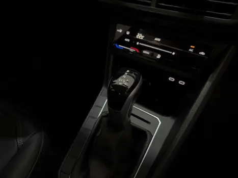 VOLKSWAGEN Virtus 1.0 4P 200 TSI FLEX COMFORTLINE AUTOM�TICO, Foto 8