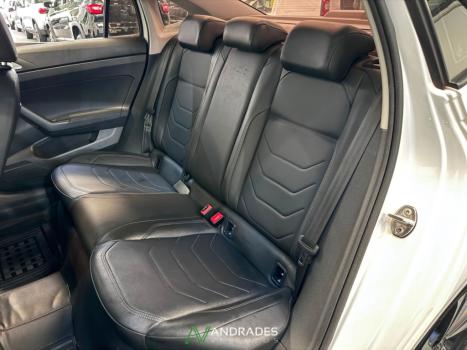 VOLKSWAGEN Virtus 1.0 4P 200 TSI FLEX COMFORTLINE AUTOM�TICO, Foto 7
