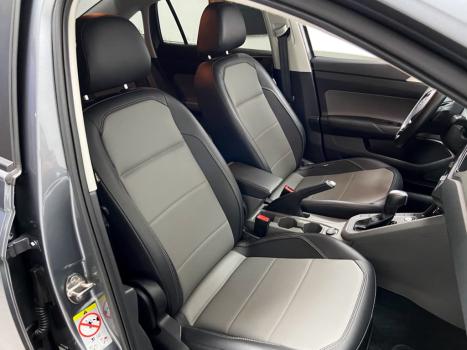 VOLKSWAGEN Virtus 1.0 4P 200 TSI FLEX HIGHLINE AUTOM�TICO, Foto 13