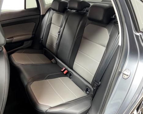 VOLKSWAGEN Virtus 1.0 4P 200 TSI FLEX HIGHLINE AUTOM�TICO, Foto 14