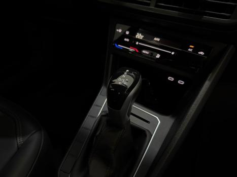 VOLKSWAGEN Virtus 1.0 4P 200 TSI FLEX COMFORTLINE AUTOM�TICO, Foto 8