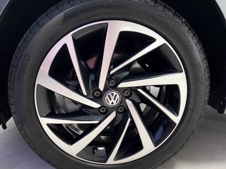 VOLKSWAGEN Virtus 1.0 4P 200 TSI FLEX HIGHLINE AUTOM�TICO, Foto 17