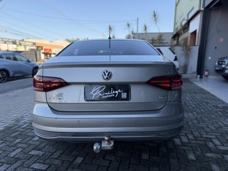 VOLKSWAGEN Virtus 1.6 4P MSI FLEX AUTOMÁTICO, Foto 4