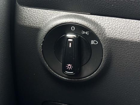 VOLKSWAGEN Voyage 1.0 4P FLEX, Foto 9