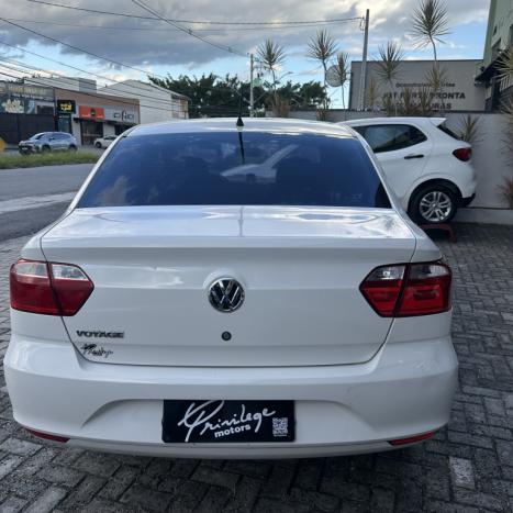 VOLKSWAGEN Voyage 1.6 4P FLEX, Foto 3