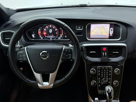 VOLVO V40 2.0 4P T4 MOMENTUM TURBO AUTOM�TICO, Foto 15