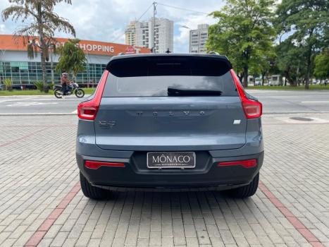 VOLVO XC40 1.5 16V 4P T5 RECHARGE HBRIDO R-DESIGN GEARTRONIC AUTOMTICO, Foto 3