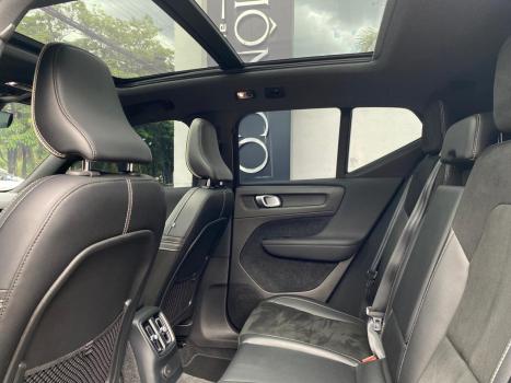 VOLVO XC40 1.5 16V 4P T5 RECHARGE HBRIDO R-DESIGN GEARTRONIC AUTOMTICO, Foto 8