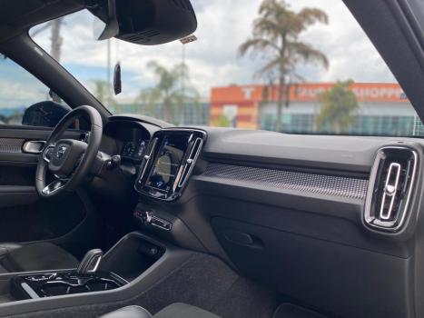 VOLVO XC40 1.5 16V 4P T5 RECHARGE HBRIDO R-DESIGN GEARTRONIC AUTOMTICO, Foto 9