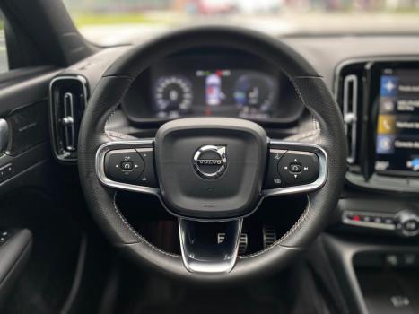 VOLVO XC40 1.5 16V 4P T5 RECHARGE HBRIDO R-DESIGN GEARTRONIC AUTOMTICO, Foto 12