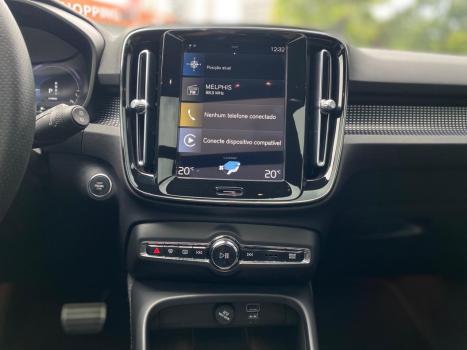 VOLVO XC40 1.5 16V 4P T5 RECHARGE HBRIDO R-DESIGN GEARTRONIC AUTOMTICO, Foto 13