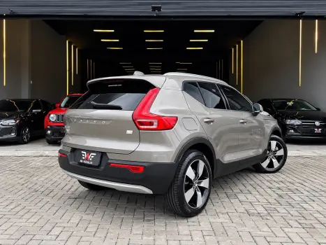 VOLVO XC40 1.5 16V 4P T5 RECHARGE HÍBRIDO INSCRIPTION GEARTRONIC AUTOMÁTICO, Foto 4