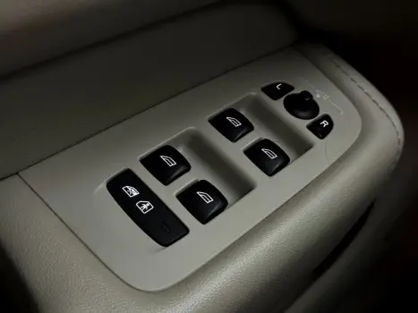 VOLVO XC60 2.0 16V 4P T8 HYBRID INSCRIPTION AWD GEARTRONIC AUTOM�TICO, Foto 10