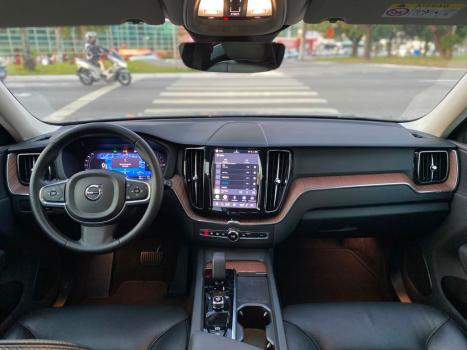 VOLVO XC60 2.0 16V 4P T8 RECHARGE H�BRIDO PLUS AWD TURBO GEARTRONIC AUTOM�TICO, Foto 11