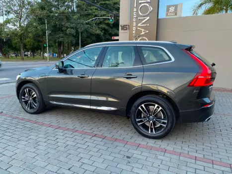 VOLVO XC60 2.0 16V 4P T8 HYBRID MOMENTUM AWD GEARTRONIC AUTOM�TICO, Foto 4