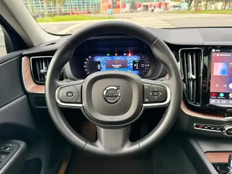 VOLVO XC60 2.0 16V 4P T8 RECHARGE HÍBRIDO PLUS AWD TURBO GEARTRONIC AUTOMÁTICO, Foto 12