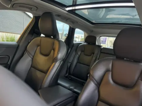 VOLVO XC60 2.0 4P T5 MOMENTUM TURBO AUTOM�TICO, Foto 7