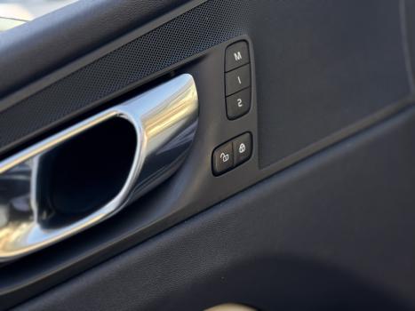 VOLVO XC60 2.0 4P T5 MOMENTUM TURBO AUTOM�TICO, Foto 4