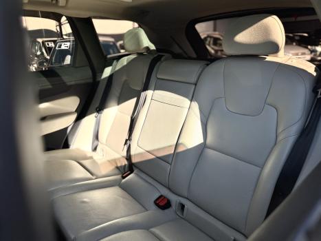 VOLVO XC60 2.0 4P T5 MOMENTUM TURBO AUTOM�TICO, Foto 17