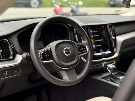 VOLVO XC60 2.0 4P T5 MOMENTUM TURBO AUTOM�TICO, Foto 2
