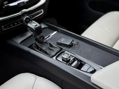VOLVO XC60 2.0 4P T5 MOMENTUM TURBO AUTOM�TICO, Foto 8