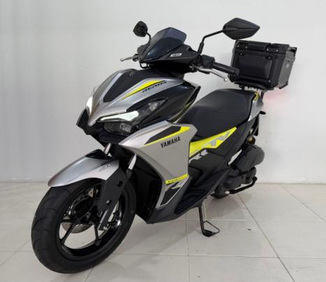 YAMAHA Aerox 160 ABS, Foto 1