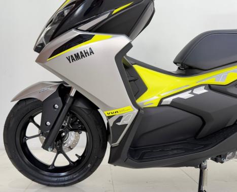 YAMAHA Aerox 160 ABS, Foto 2
