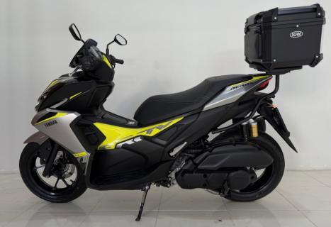YAMAHA Aerox 160 ABS, Foto 4