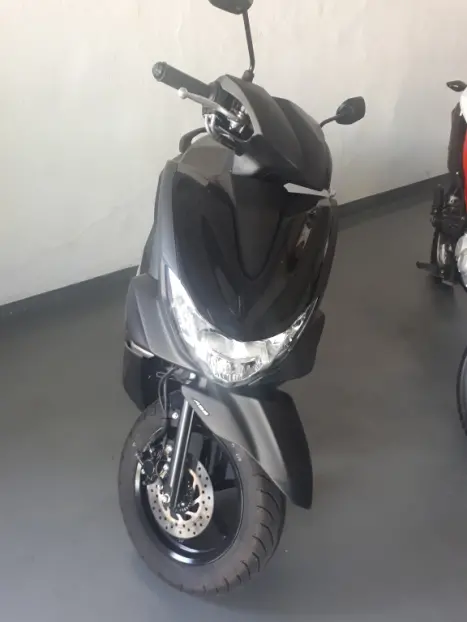 YAMAHA Fluo 125 ABS, Foto 1