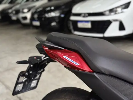 YAMAHA FZ 15 Fazer ABS, Foto 6