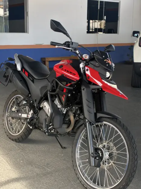 YAMAHA Lander 250 X, Foto 2