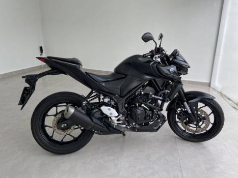 YAMAHA MT-03 300 , Foto 4