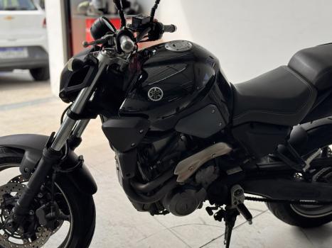 YAMAHA MT-03 660 , Foto 8