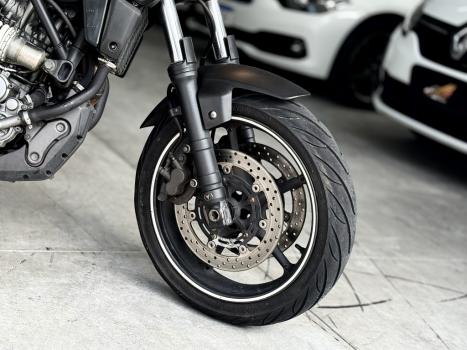 YAMAHA MT-03 660 , Foto 8