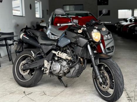 YAMAHA MT-03 660 , Foto 1