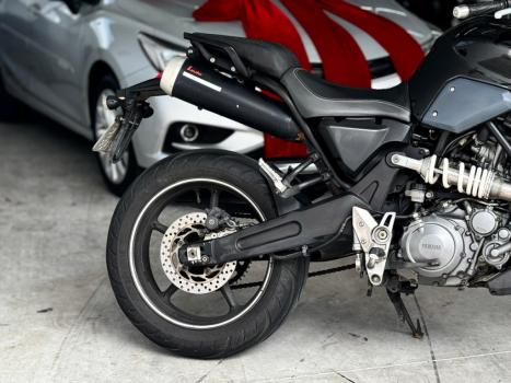 YAMAHA MT-03 660 , Foto 8