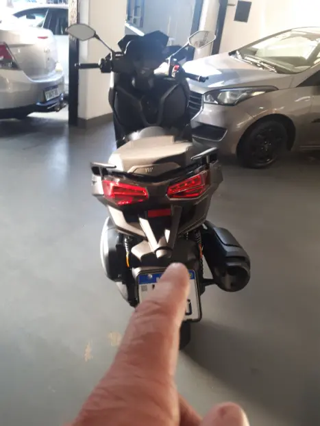 YAMAHA XMax 300 , Foto 4