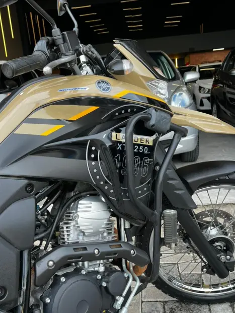 YAMAHA XTZ 250 LANDER, Foto 9