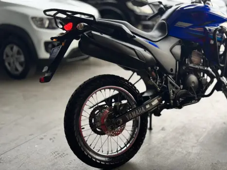 YAMAHA XTZ 250 LANDER, Foto 2
